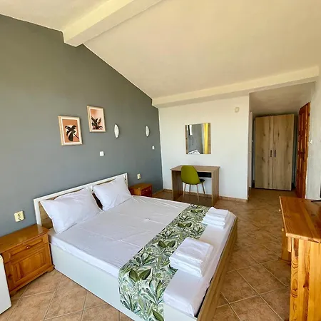 Serenity Hill Vendégház *